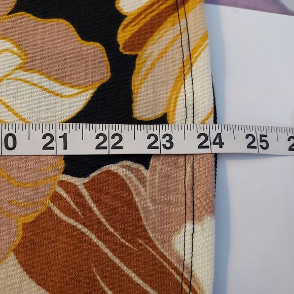 Stella + Ginger Shirt Top Ruffled Short Sleeve Stretch Floral Womens Large NWT - Picture 14 of 15